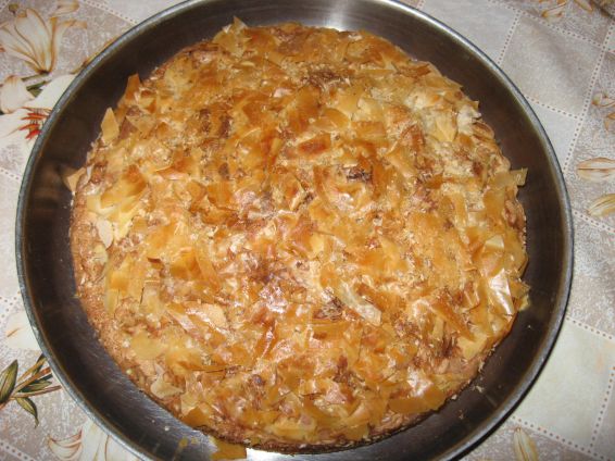 Снимка 1 от рецепта за Рошава баница с кокос, шоколад и орехи Снимка 1 от рецепта за Рошава баница с кокос, шоколад и орехи