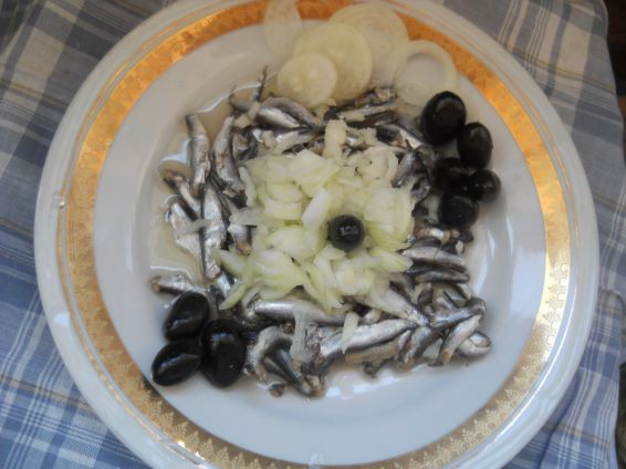 Снимка 1 от рецепта за Копърка с лук и маслини