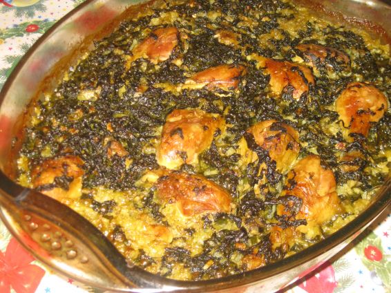 Снимка 1 от рецепта за Пилешки бутчета с лапад и ориз