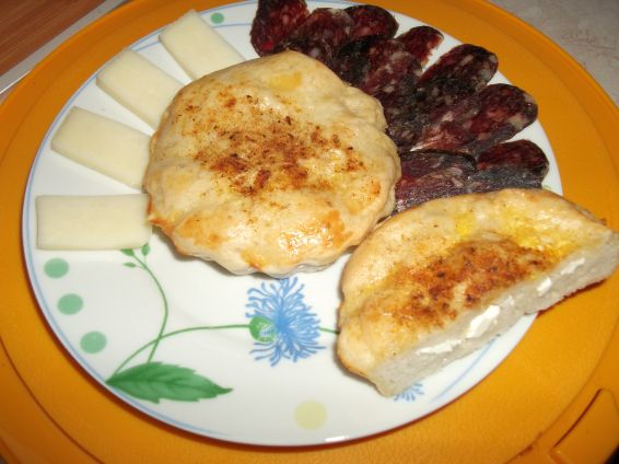 Снимка 1 от рецепта за Тутманик със сирене