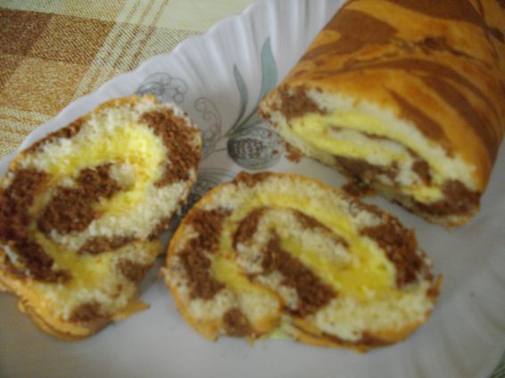 Снимка 1 от рецепта за Вкусно и лесно руло Снимка 1 от рецепта за Вкусно и лесно руло