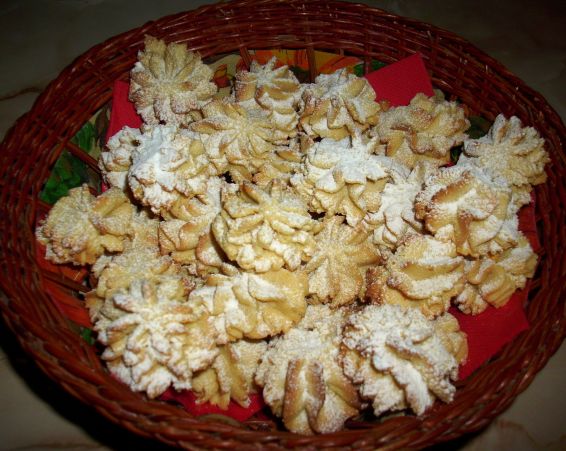 Снимка 1 от рецепта за Масленки Рози Снимка 1 от рецепта за Масленки Рози