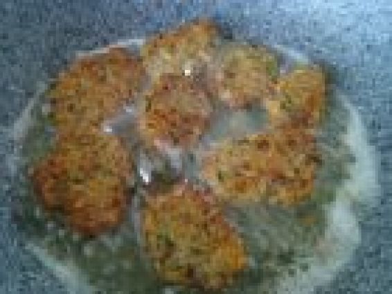 Снимка 1 от рецепта за Кюфтенца с гречка, моркови и лук Снимка 1 от рецепта за Кюфтенца с гречка, моркови и лук