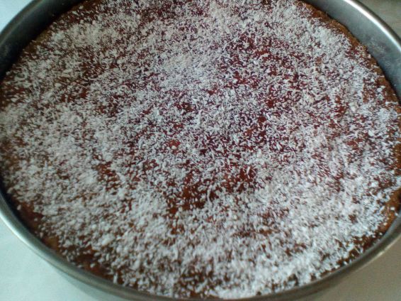 Снимка 1 от рецепта за Сиропиран сладкиш с канела и какао