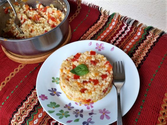 Снимка 1 от рецепта за Кус кус със зеленчуци и кашкавал Снимка 1 от рецепта за Кус кус със зеленчуци и кашкавал