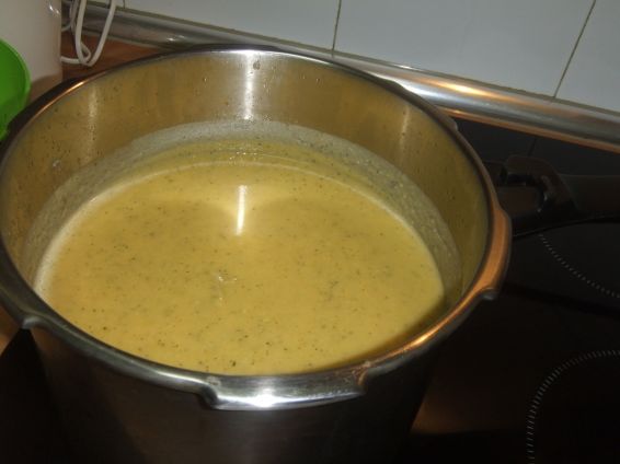 Снимка 9 от рецепта за Крем супа от зеленчуци