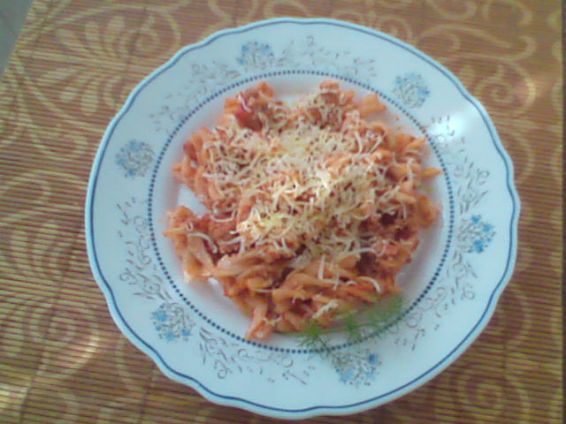 Снимка 2 от рецепта за Макарони с доматен сос и розмарин