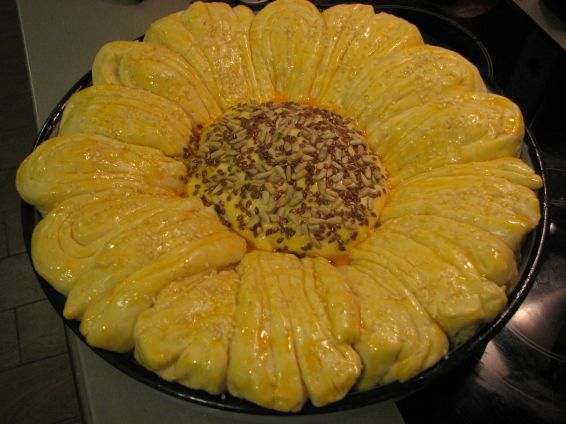 Снимка 2 от рецепта за Празнична пита слънчоглед