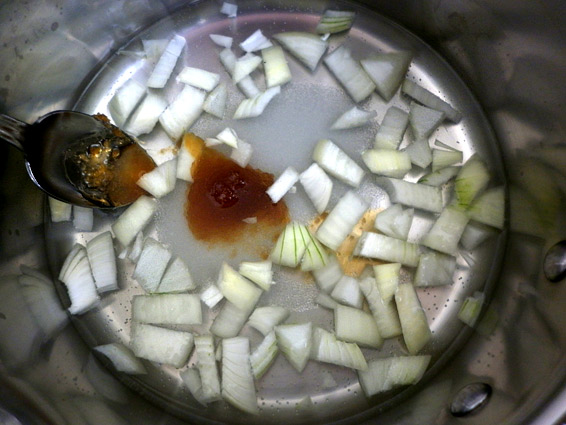 Снимка 2 от рецепта за Сос Sweet onion - Сладък лук