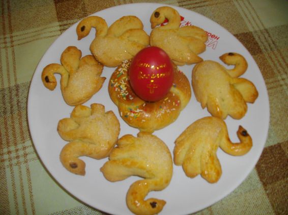 Снимка 2 от рецепта за Великденски курабии - лебеди