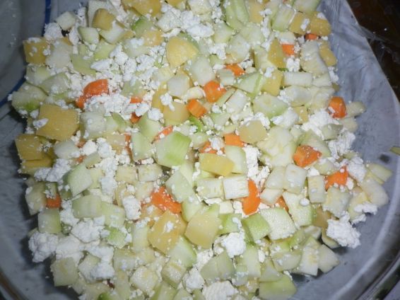 Снимка 2 от рецепта за Запеканка с тиквички и картофи