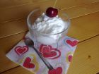 Рецепта за Домашен ванилов сладолед и черешка за разкош