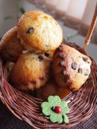 Chocolate Chip Muffins с лешници