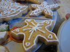 Снимка 3 от рецепта за Коледни меденки с украса от айсинг