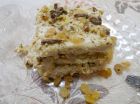 Снимка 3 от рецепта за Бисквитена торта с ром и стафиди