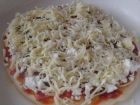 Снимка 2 от рецепта за Домашна пица с богата плънка