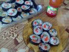 Снимка 7 от рецепта за Домашно суши със сьомга