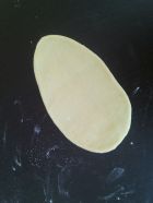 Снимка 2 от рецепта за Кифли с пълнеж от яйца и сирене