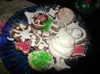 Снимка 2 от рецепта за Коледни сладки със захарна глазура