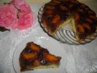 Снимка 2 от рецепта за Обърнат сладкиш с вишни и праскови