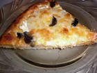 Снимка 4 от рецепта за Пица с моцарела, ананас и маслини