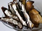 Снимка 5 от рецепта за Рулца от патладжан с плънка от извара и майонеза
