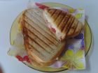 Снимка 4 от рецепта за Ръжен сандвич с мортадела